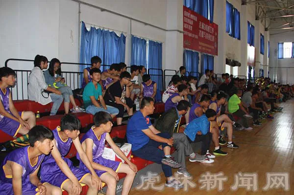 如何在篮球训练中有效应对压力?_0
